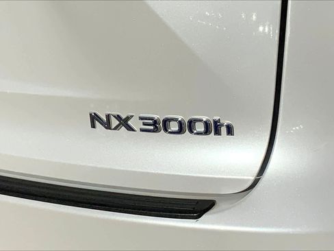 Used 2019 Lexus NX 300h AWD image 27