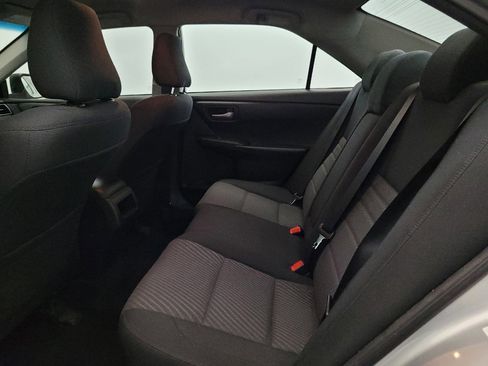 Used 2016 Toyota Camry LE FWD image 18