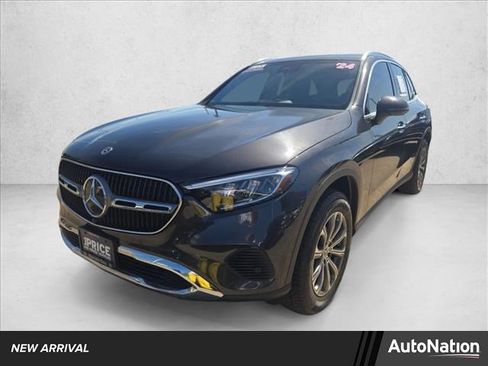 Used 2024 Mercedes-Benz GLC 300 4MATIC image 1