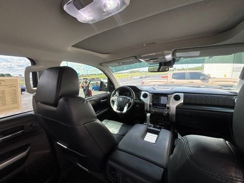 Used 2020 Toyota Tundra Platinum AWD/4WD image 32