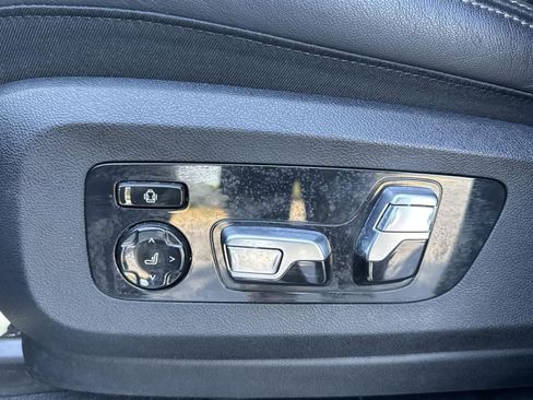 Used 2023 BMW X7 xDrive40i image 25