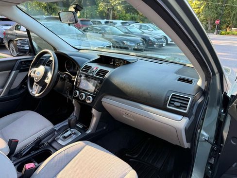 Used 2017 Subaru Forester 2.5i Premium w/ All-Weather Package AWD/4WD image 20