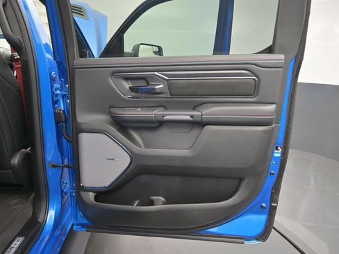 New 2026 RAM 1500 Laramie AWD/4WD image 16