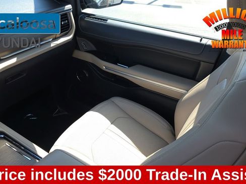 Used 2024 Ford Expedition Limited AWD/4WD image 29