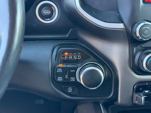 Used 2020 RAM 1500 Big Horn AWD/4WD image 22