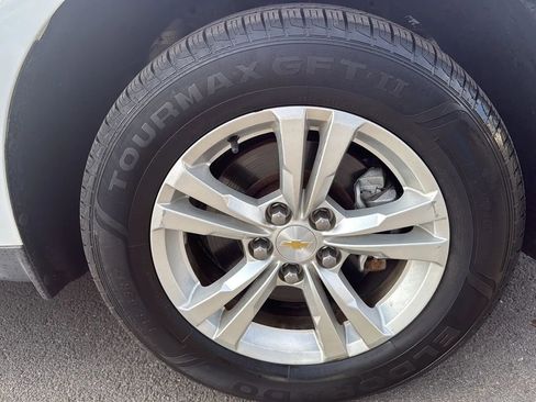 Used 2016 Chevrolet Equinox LT w/ Convenience Package image 14