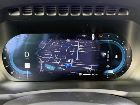 Certified 2025 Volvo XC90 B6 Plus image 20