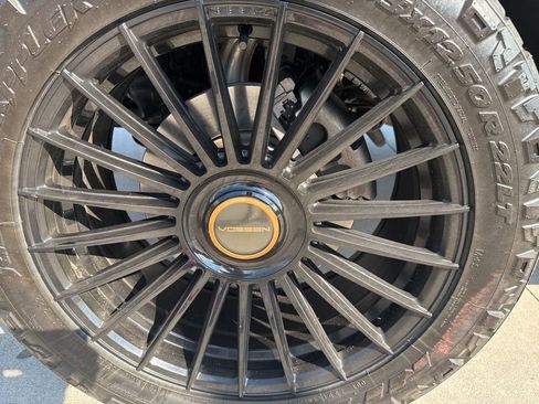 Used 2024 Jeep Grand Wagoneer Series III w/ Quick Order Packagew 28T image 15