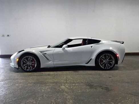 Used 2019 Chevrolet Corvette Z06 image 26