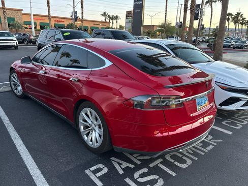 Used 2013 Tesla Model S Performance RWD image 2