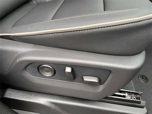 New 2026 GMC Yukon Elevation image 42