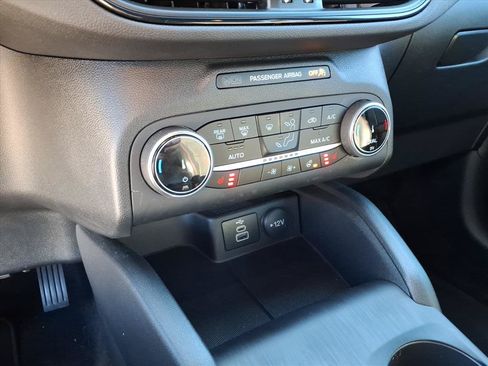 Used 2025 Ford Escape ST-Line w/ Equipment Group 301A FWD image 16