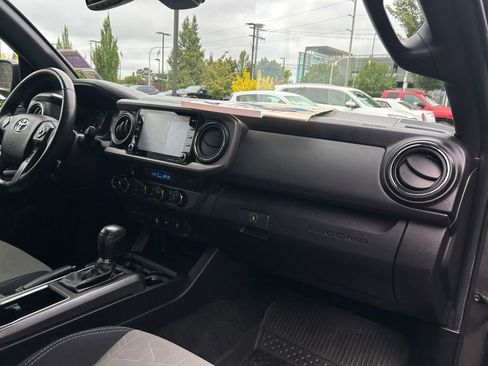 Used 2023 Toyota Tacoma TRD Off-Road w/ Advanced Technology Package image 26