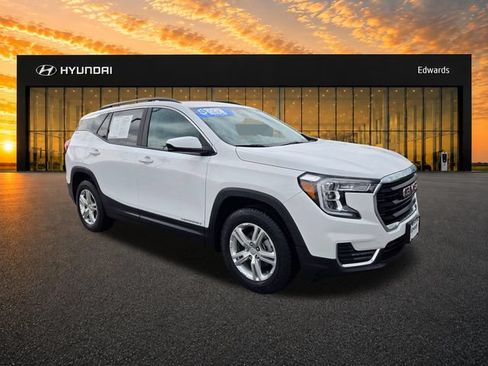 Used 2022 GMC Terrain SLE w/ Driver Convenience Package AWD/4WD image 1