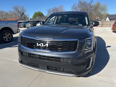 Used 2022 Kia Telluride EX image 20