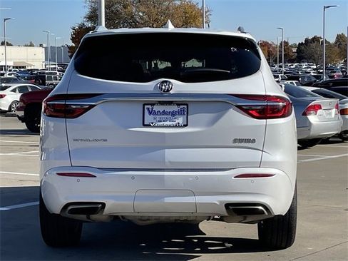 Used 2020 Buick Enclave Avenir w/ Avenir Technology Package image 5