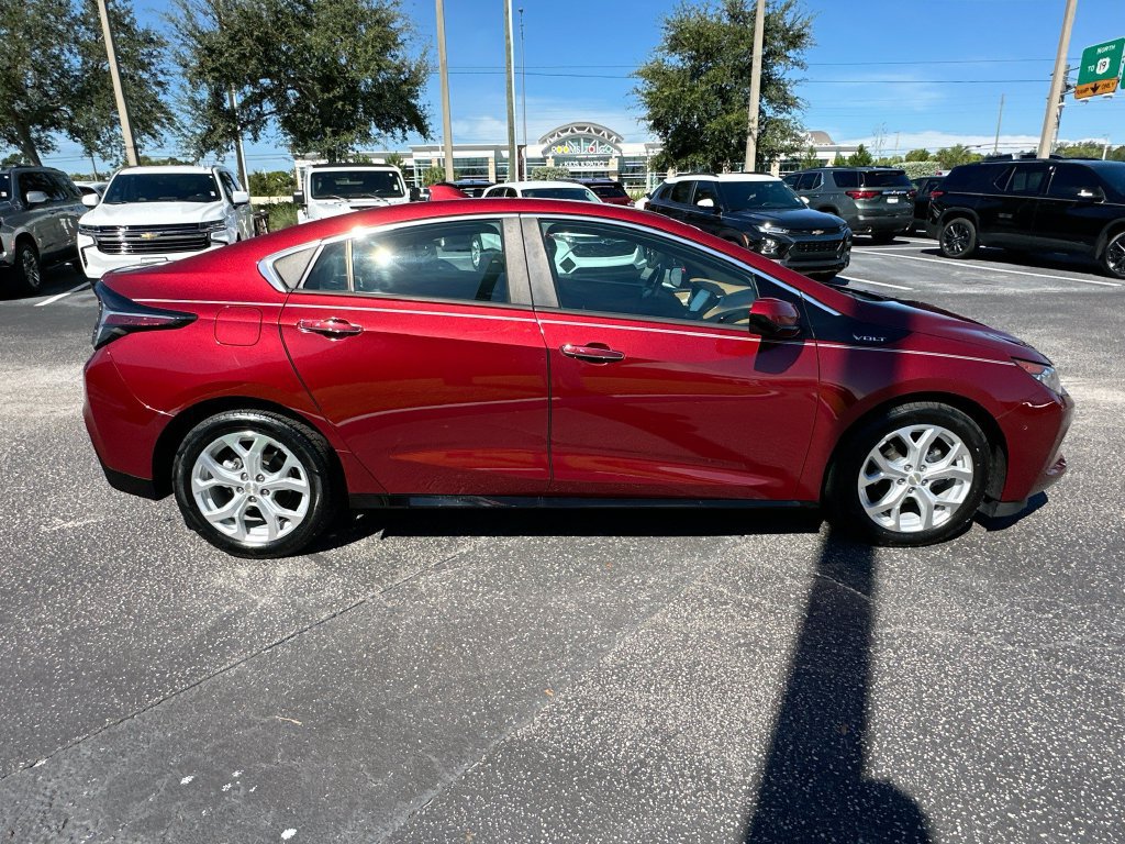 Certified 2017 Chevrolet Volt Premier w/ Driver Confidence II Package FWD image 4