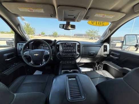 Used 2019 Chevrolet Silverado 2500 LTZ w/ Vortec Plus Package AWD/4WD image 18