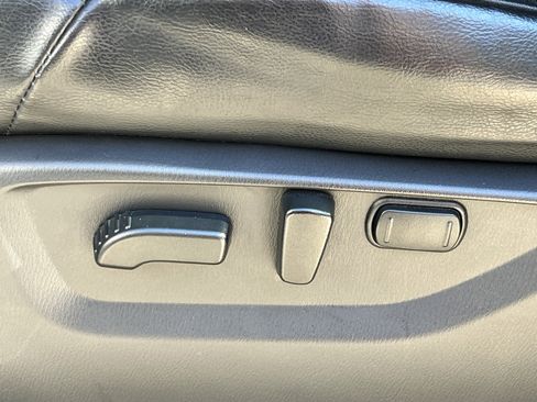 Used 2023 Nissan Armada SL w/ Captain's Chairs Package image 24