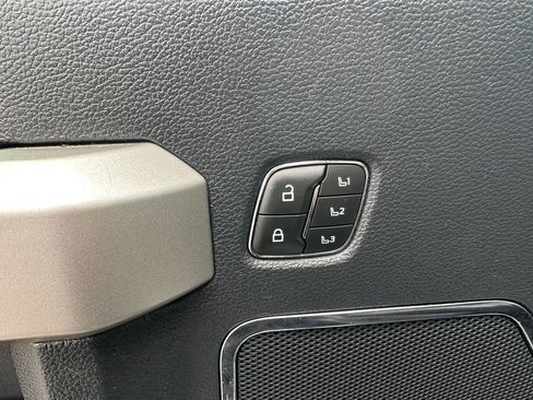 Used 2022 Ford F350 Lariat w/ Lariat Value Package image 21