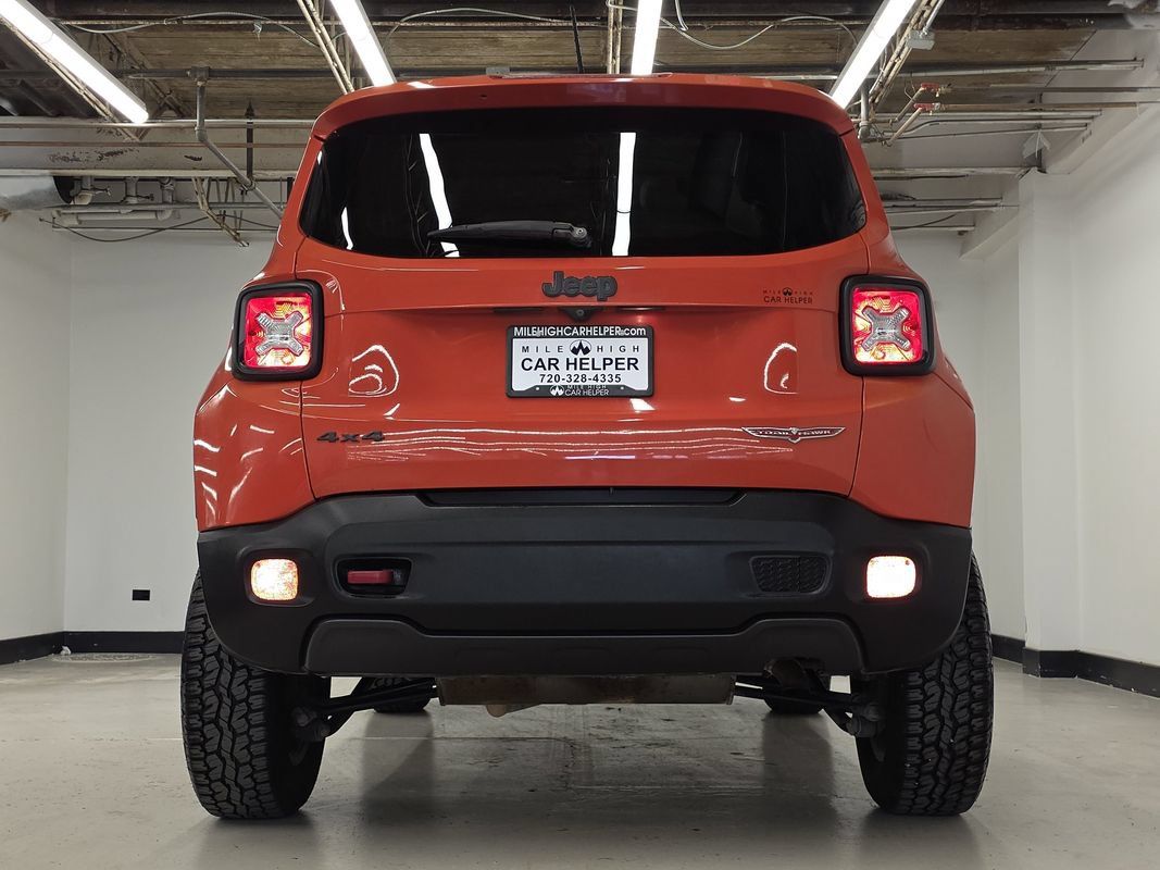 Used 2016 Jeep Renegade Trailhawk AWD/4WD image 10