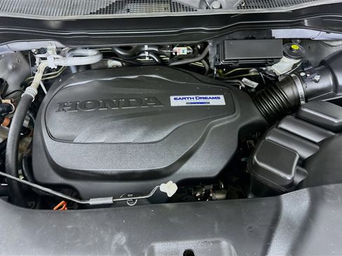 Used 2018 Honda Pilot EX image 32