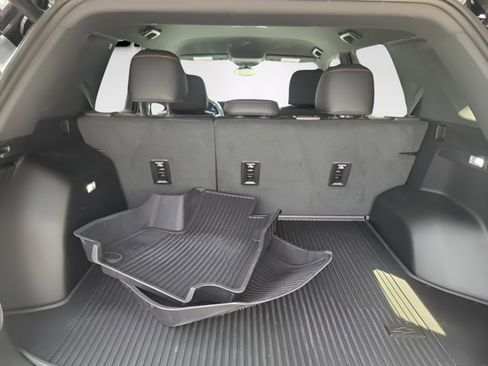Used 2026 Chevrolet Equinox RS w/ Convenience Package III FWD image 13
