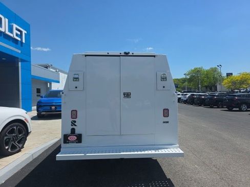 New 2025 Chevrolet Express 3500 w/ Power Convenience Package RWD image 5