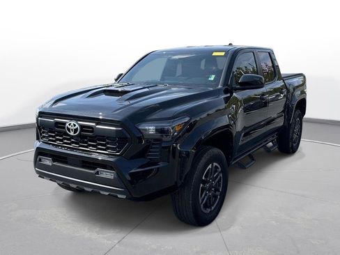 Certified 2024 Toyota Tacoma TRD Sport image 2