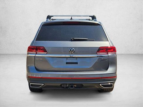 Used 2023 Volkswagen Atlas SE w/ Black Wheel Package AWD/4WD image 7