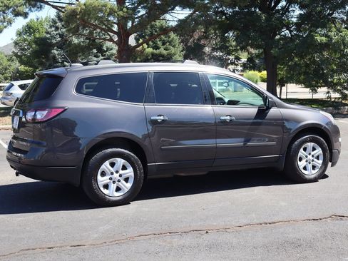 Used 2016 Chevrolet Traverse LS AWD/4WD image 4