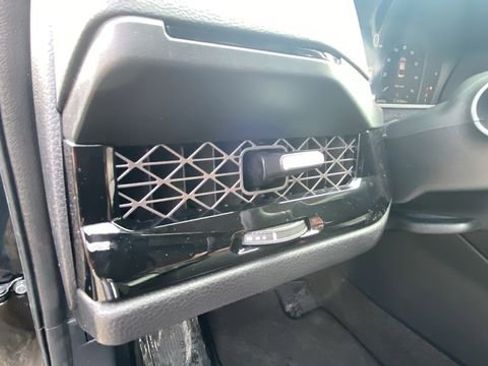 Used 2025 Honda Accord EX-L image 18