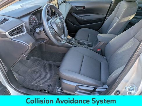 Used 2025 Toyota Corolla LE FWD image 13