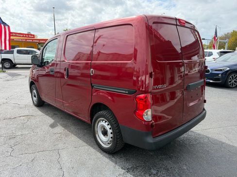 Used 2017 Nissan NV200 S image 3
