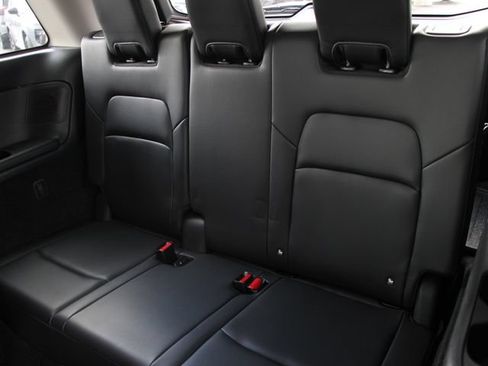 Certified 2024 Nissan Pathfinder Platinum AWD/4WD image 31