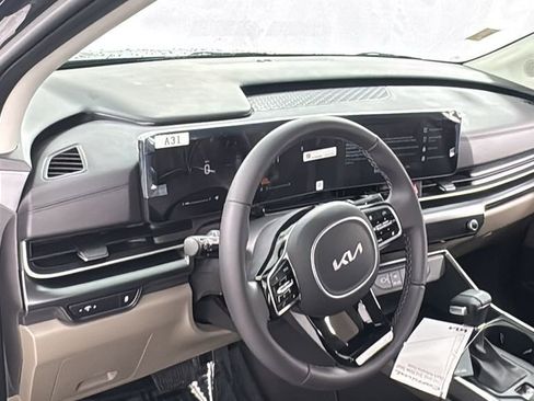 New 2026 Kia Carnival image 35