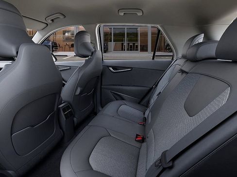 New 2025 Kia Niro Wind w/ Wind Preserve Package image 18