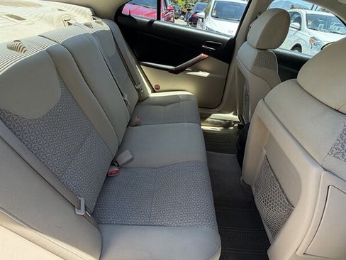 Used 2009 Pontiac G6 Sedan FWD image 6