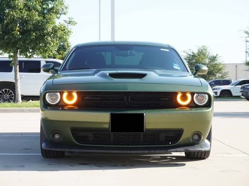 Used 2021 Dodge Challenger GT RWD image 2