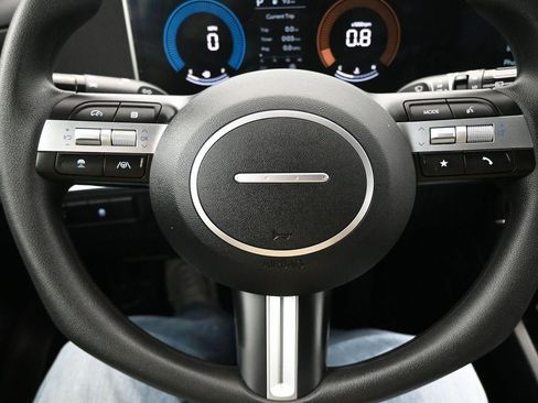 New 2025 Hyundai Tucson SE image 29