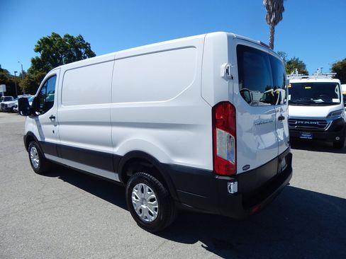 Used 2025 Ford Transit 250 Low Roof w/ Exterior Upgrade Package RWD image 6