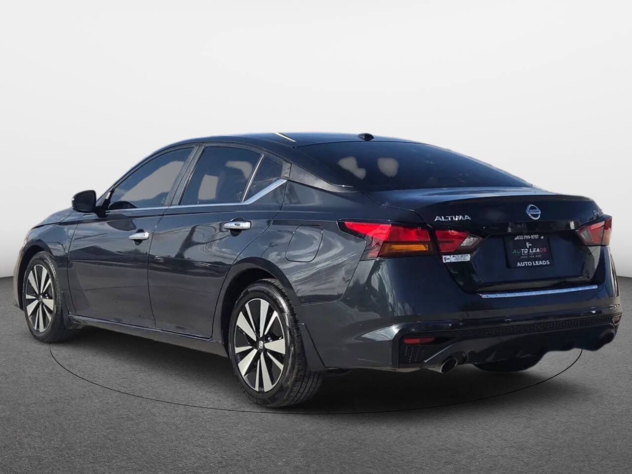 Used 2022 Nissan Altima 2.5 SV w/ SV Premium Package FWD image 4
