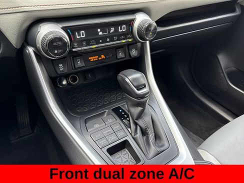 Used 2020 Toyota RAV4 XLE Premium AWD/4WD image 21