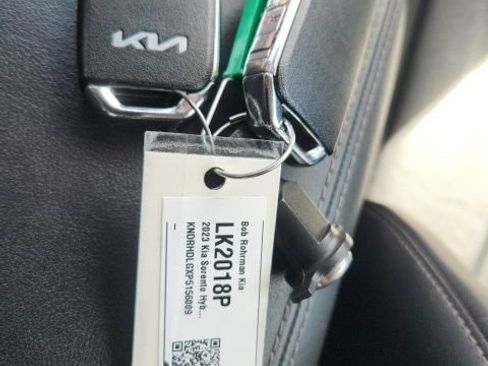 Used 2023 Kia Sorento EX AWD/4WD image 21