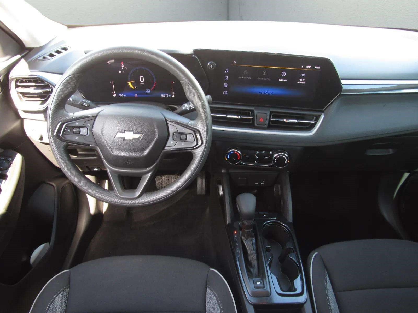Used 2026 Chevrolet TrailBlazer LS w/ LS Confidence Package FWD image 13