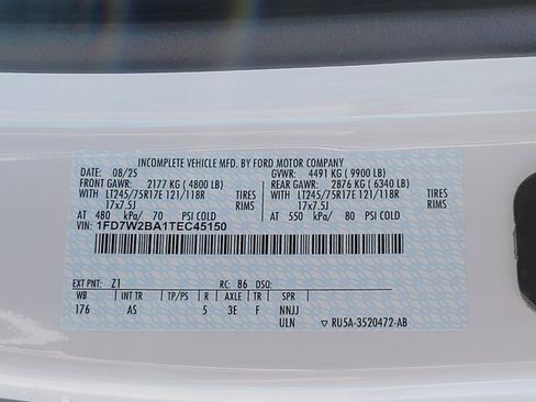 New 2026 Ford F250 XL w/ XL Chrome Package image 13