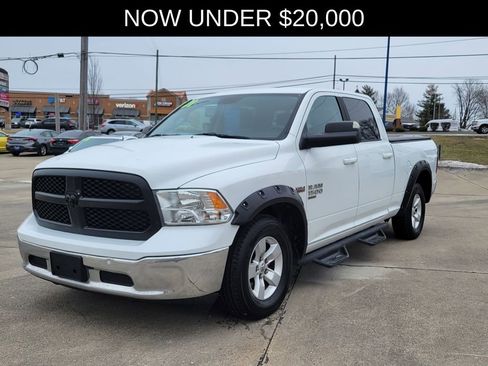 Used 2021 RAM 1500 Classic SLT RWD image 2