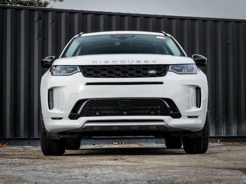 Used 2025 Land Rover Discovery Sport S image 5