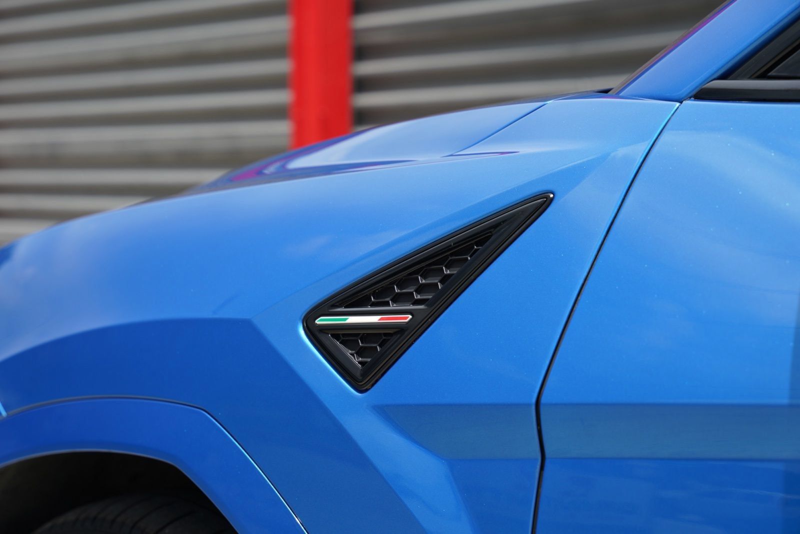 Used 2020 Lamborghini Urus AWD/4WD image 10