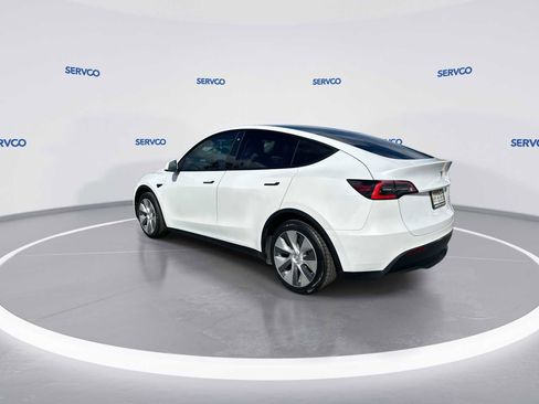 Used 2021 Tesla Model Y 2WD image 6